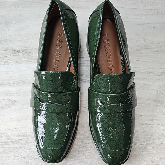AEROSOLES Dark Green Patent Faux Leather Arnett Loafers - Picture 1 of 6